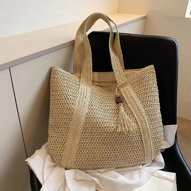 Bolsa de palha grande capacidade com pingente de franjas feito à mão ideal para Férias Praia Casual